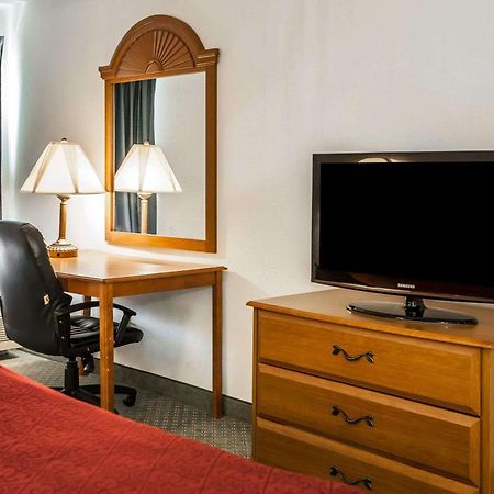 Quality Inn Rochester South Exterior photo
