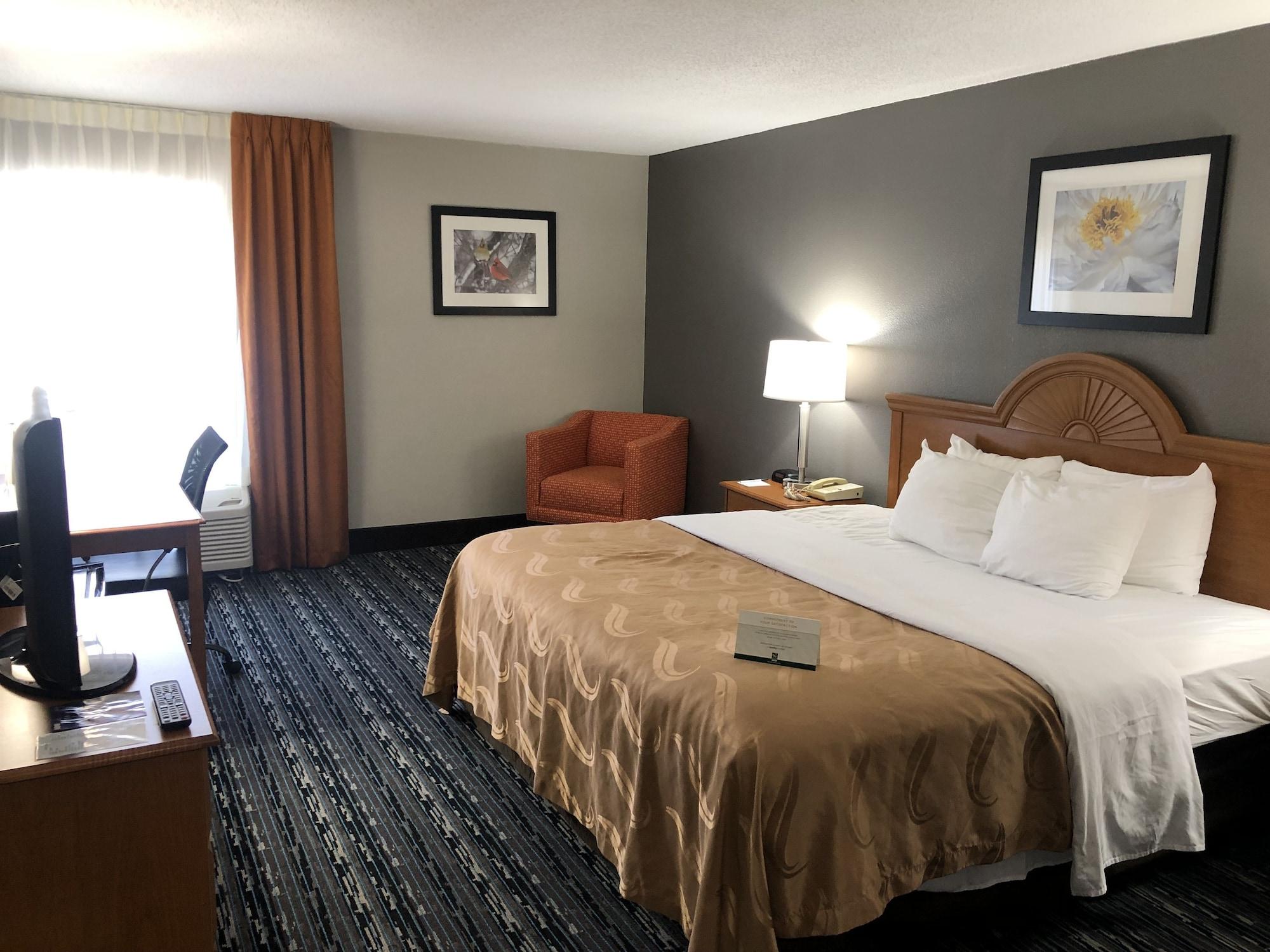 Quality Inn Rochester South Exterior photo
