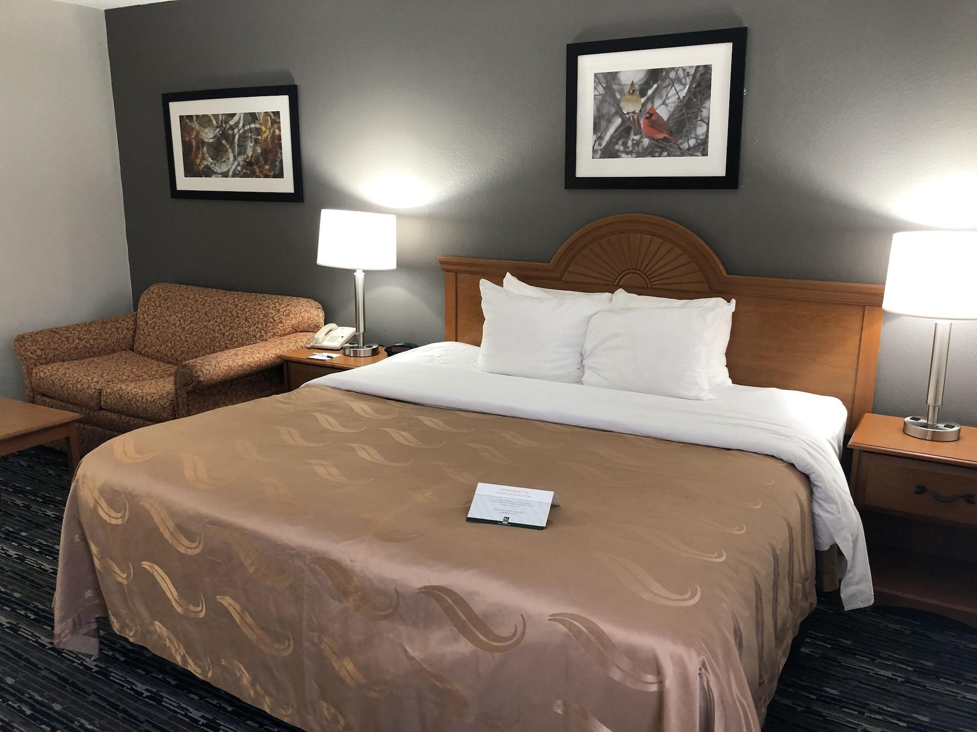Quality Inn Rochester South Exterior photo