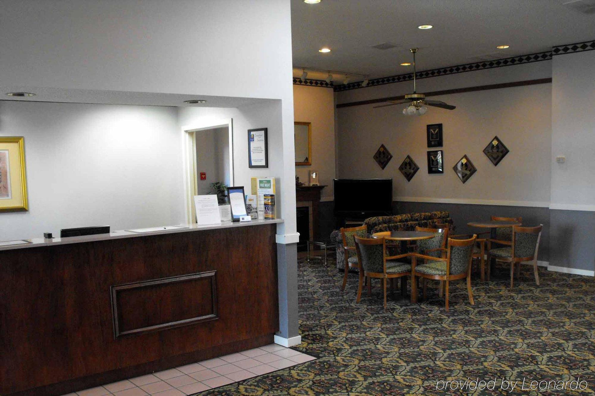 Quality Inn Rochester South Restaurant photo